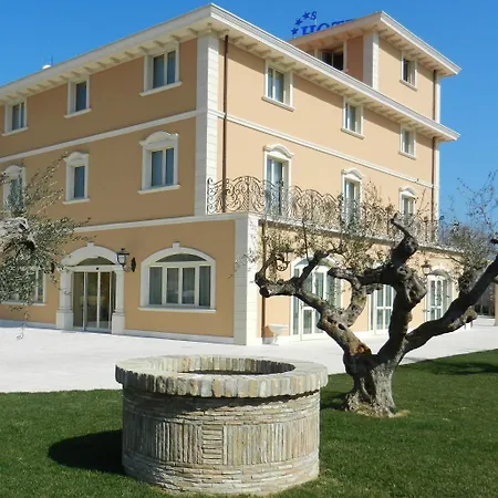 Hotel Villa Michelangelo-3